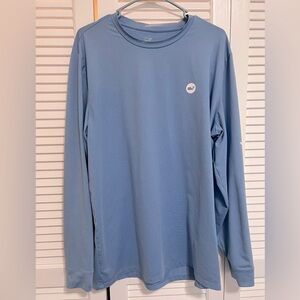 Vineyard Vines long sleeve performance shirt, Men’s Large.